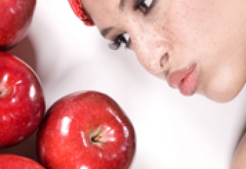 Духи с запахом яблока – стильное искушение