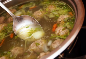 Как сварить суп с фрикадельками