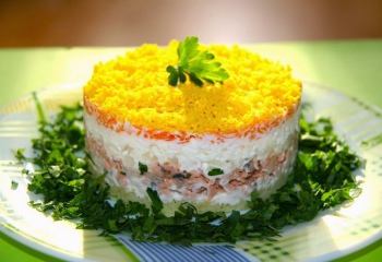 Салат "Мимоза": пошаговые рецепты с фото для легкого приготовления