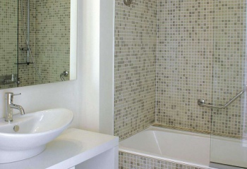 Как сделать дизайн ванной с мозаикой и плиткой