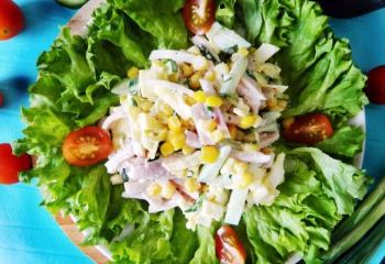 Салат с колбасой и яйцами: пошаговые рецепты с фото для легкого приготовления
