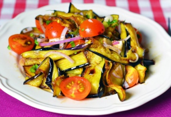 Салат из баклажанов и кабачков : пошаговые рецепты с фото для легкого приготовления