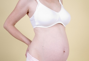 Белье для беременных женщин. Использование компрессионного белья.