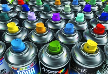 Аэрозольная краска для пластика: правила использования 