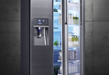 Плюсы и минусы холодильников с прозрачной дверцей 