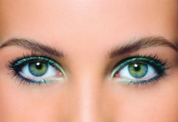 Какие тени подходят к зеленым глазам