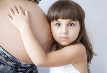 Народные способы определения пола ребенка: беременна девочкой