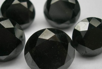 Как выбирать черный бриллиант