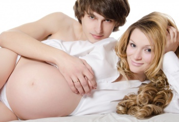 Стоит ли заниматься сексом в время беременности?