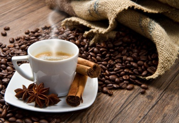 Как приготовить кофе гляссе?