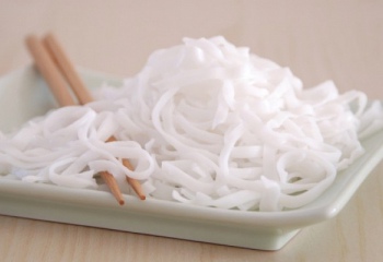 Как сварить рисовую лапшу