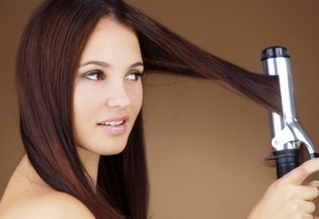 Как не испортить волосы утюжком для выпрямления