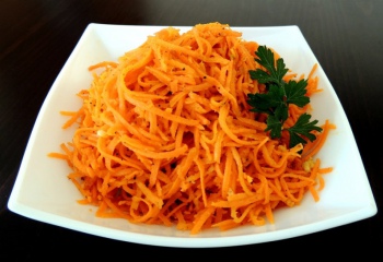 Рецепт вкусного салата с корейской морковкой
