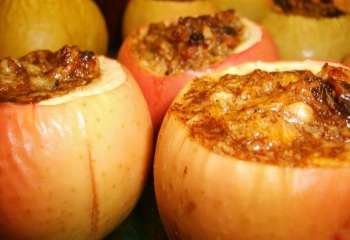 Как сделать печеные яблоки с медом