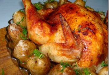 Как вкуснее всего приготовить курицу с картошкой в духовке