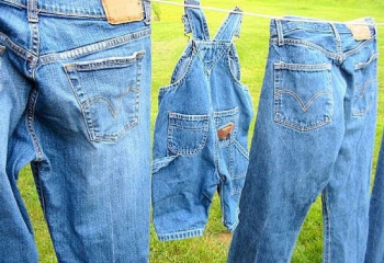 Как отстирать джинсы