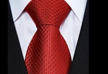 Как завязать галстук широким узлом