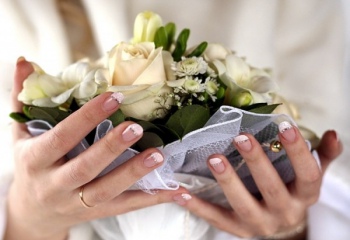 Как украсить свадебные ногти