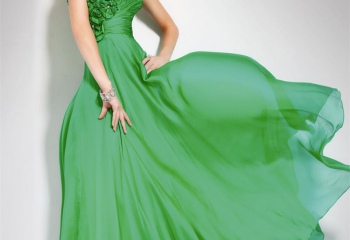 Как подобрать макияж под зеленое платье