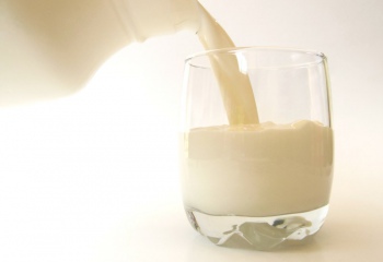 Что такое цельное молоко