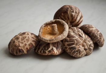 Как готовить грибы шиитаке - рецепт