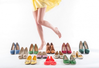 Как правильно подобрать туфли к платью