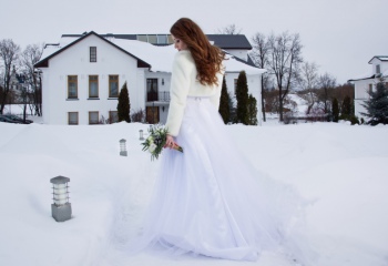 Свадебная накидка: красота и комфорт зимой