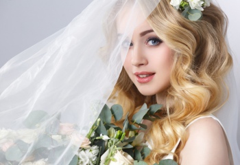 Как сделать свадебный макияж для блондинки