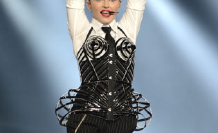 Работа мастеров: костюмы Мадонны для мирового турне