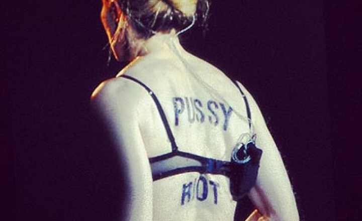 Мадонна: "Я буду молиться за свободу Pussy Riot"