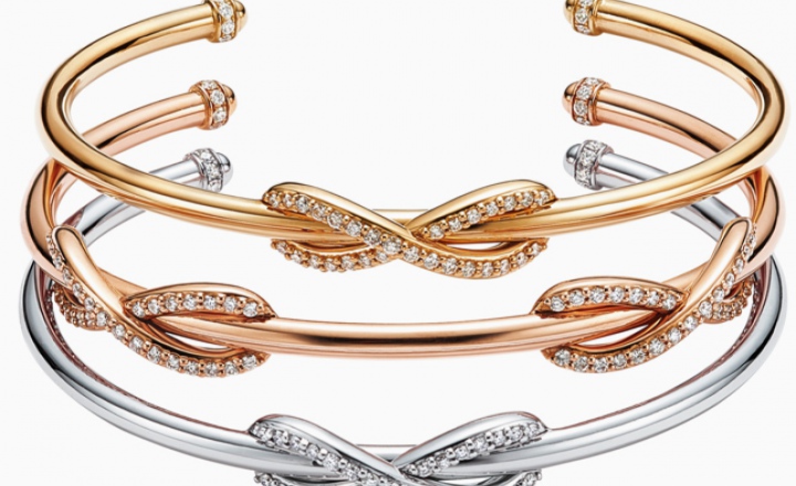 Новые украшения в культовых коллекциях Tiffany: Victoria, Bow и Infinity
