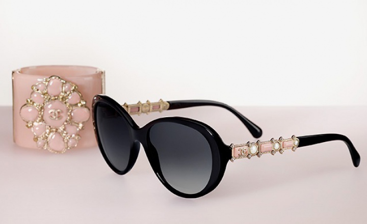 «Драгоценная» линия солнечных и оптических очков Chanel Bijou De Couture