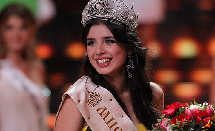 «Мисс Россия-2013»: Обаяние и скромность