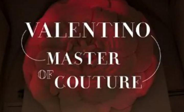 Валентино в роли экскурсовода: видео о Master of Couture