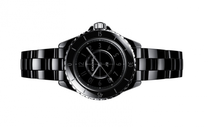 Chanel выпустили новую модель часов J12 Phantom