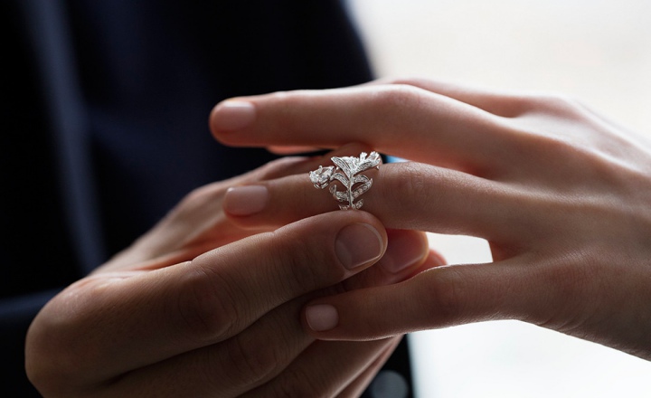 Коллекция оригинальных помолвочных колец Chanel