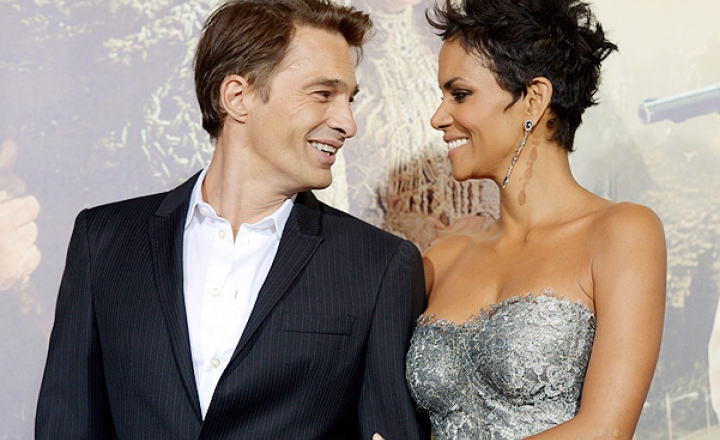 Холли Берри вышла замуж в выходные