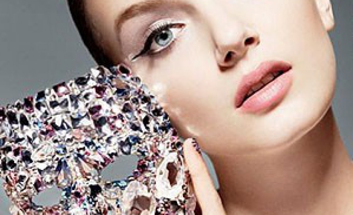 Серия неожиданных аксессуаров от Swarovski