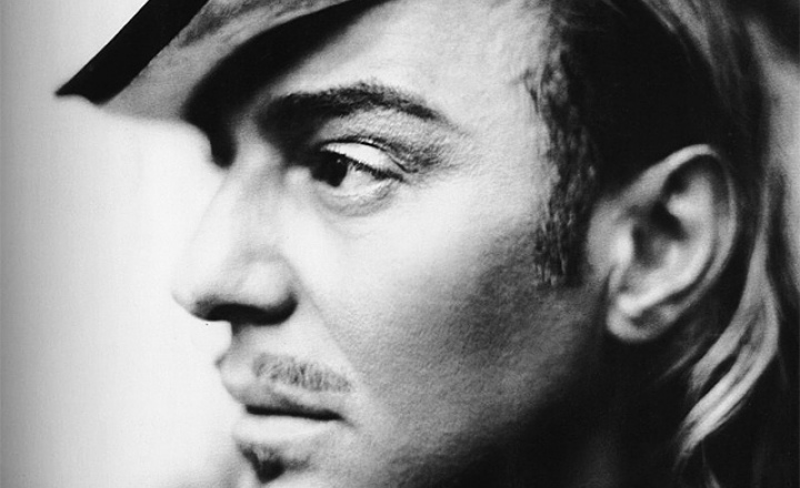 Откровенное выступление Джона Гальяно в лондонской синагоге