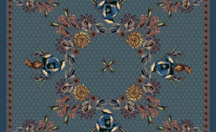 Алена в стране чудес: сказочные платки от Ахмадуллиной