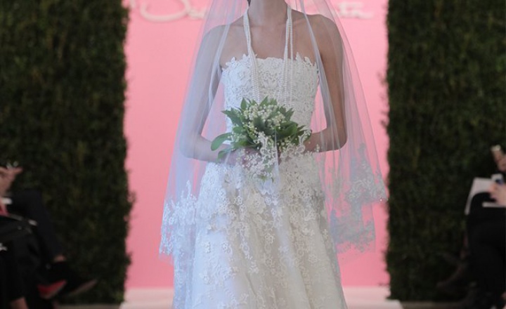 На вдох: свадебные платья Oscar de la Renta весна-лето 2015