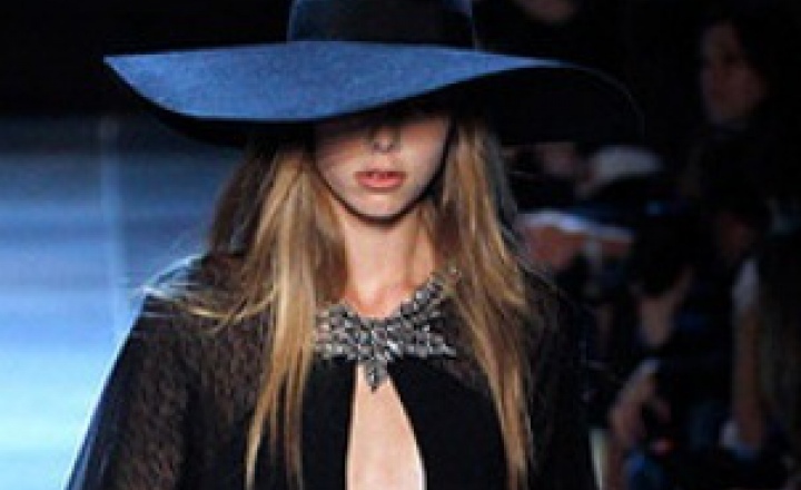 Под рок: Saint Laurent на Неделе моды в Париже