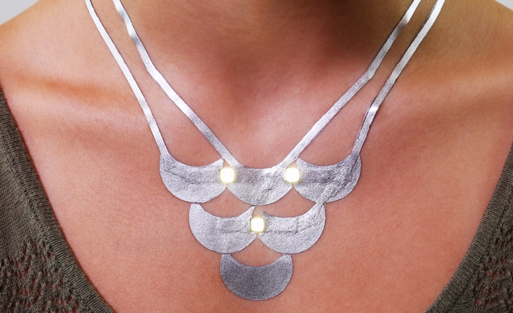 Microsoft представил флеш-тату, управляющие смартфоном       