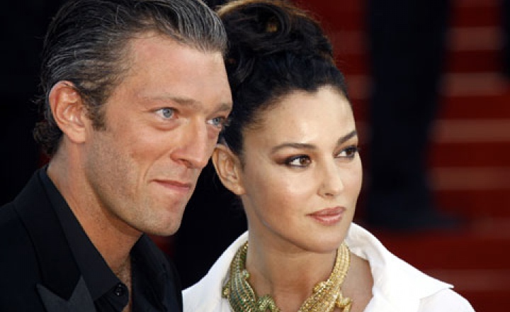 Моника Беллуччи и Венсан Кассель разводятся с Францией