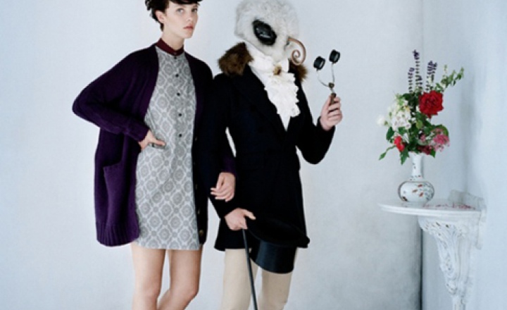 Сюрреализм и насекомые: необычные съемки коллекции Uniqlo