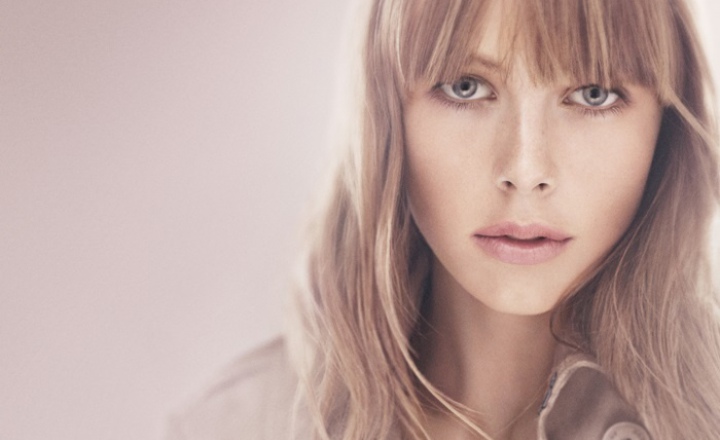 Цвет английской розы: новая косметика Burberry