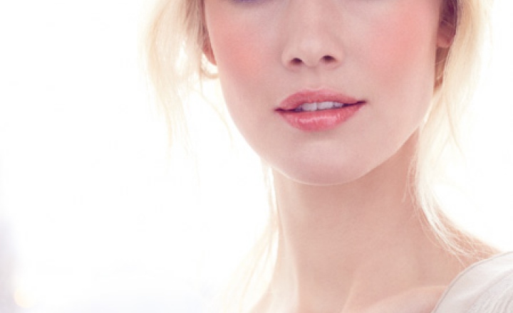 Физика света в новой коллекции косметики Clarins