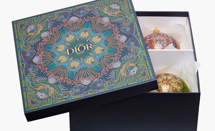 Идеальные елочные шары Dior: фото