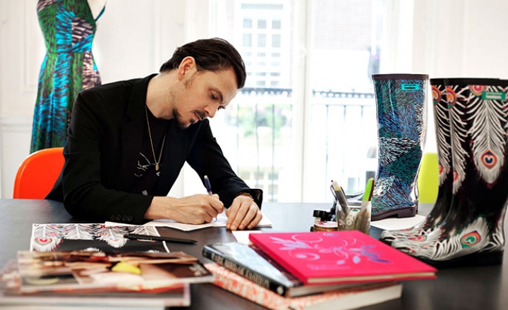 Капсульная коллекция Havaianas и Мэттью Уилльямсона для дождя