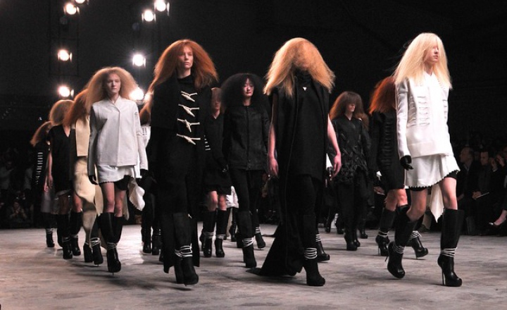 Шито белыми нитками: Rick Owens Fall 2013